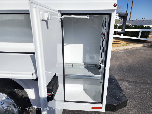 New 2026 Ford E-350 Cutaway - photo 7