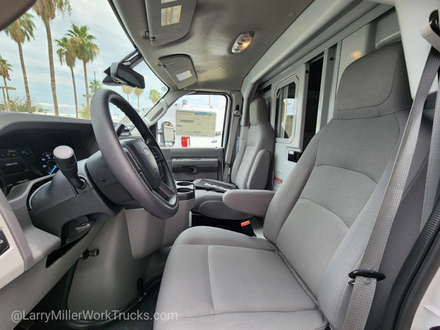 New 2026 Ford E-350 Cutaway - photo 37