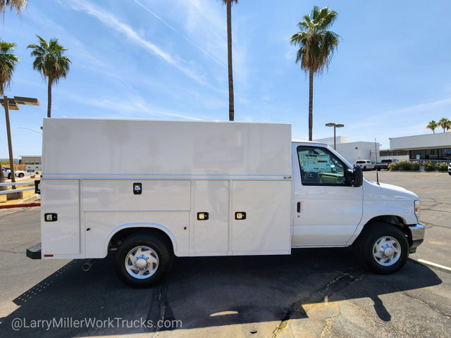New 2026 Ford E-350 Cutaway - photo 20