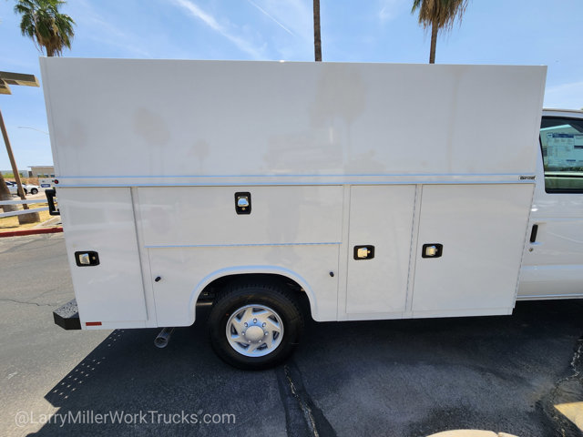 New 2026 Ford E-350 Cutaway - photo 21