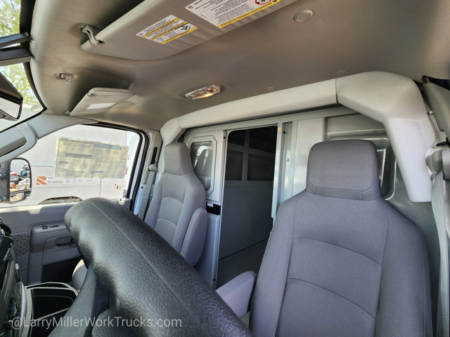 New 2026 Ford E-350 Cutaway - photo 32