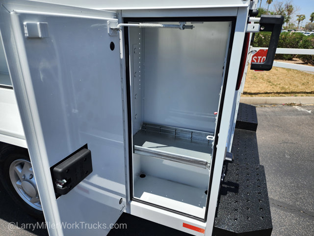 New 2026 Ford E-350 Cutaway - photo 7