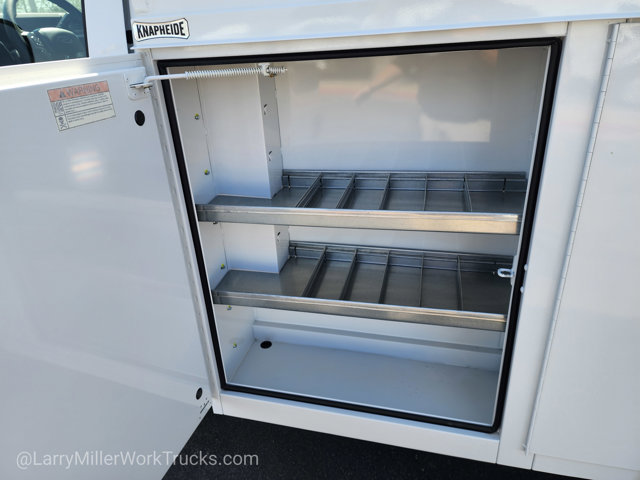 New 2026 Ford E-350 Cutaway - photo 4