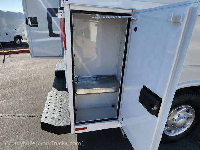 New 2026 Ford E-350 Cutaway - photo 20