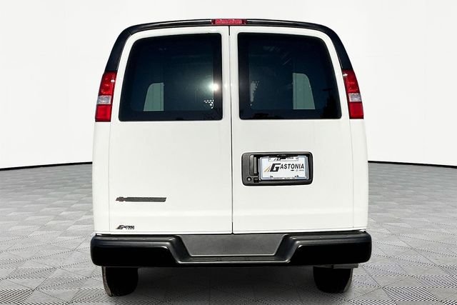 New 2025 Chevrolet Express 2500 Empty Cargo Van - photo 5