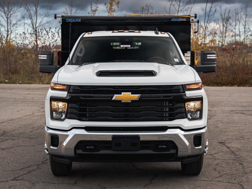 New 2026 Chevrolet Silverado 3500 - photo 2