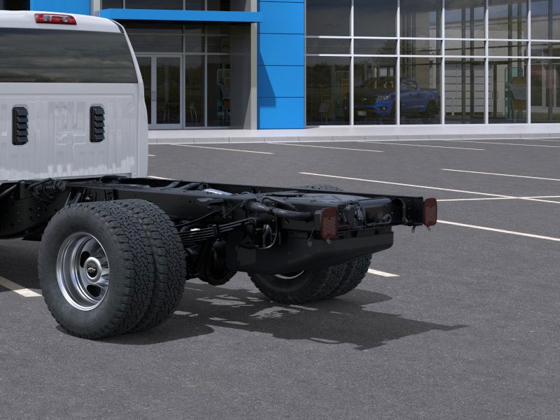 New 2026 Chevrolet Silverado 3500 Regular Cab Cab Chassis - photo 14