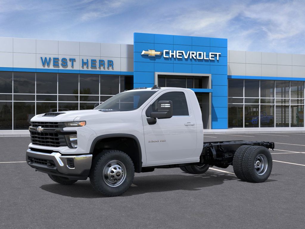 New 2026 Chevrolet Silverado 3500 - photo 2