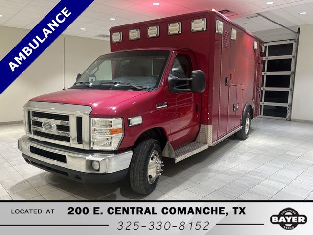 Used 2013 Ford E-450 - photo 1