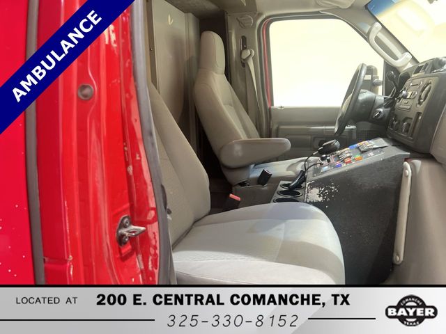Used 2013 Ford E-450 Cutaway - photo 20