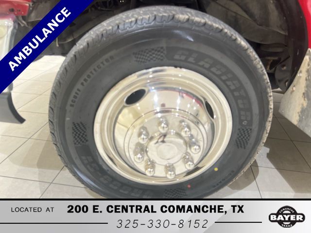 Used 2013 Ford E-450 Cutaway - photo 25
