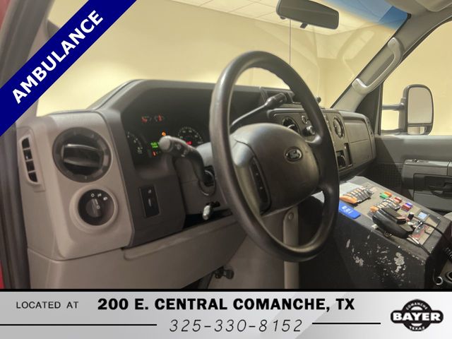 Used 2013 Ford E-450 Cutaway - photo 9