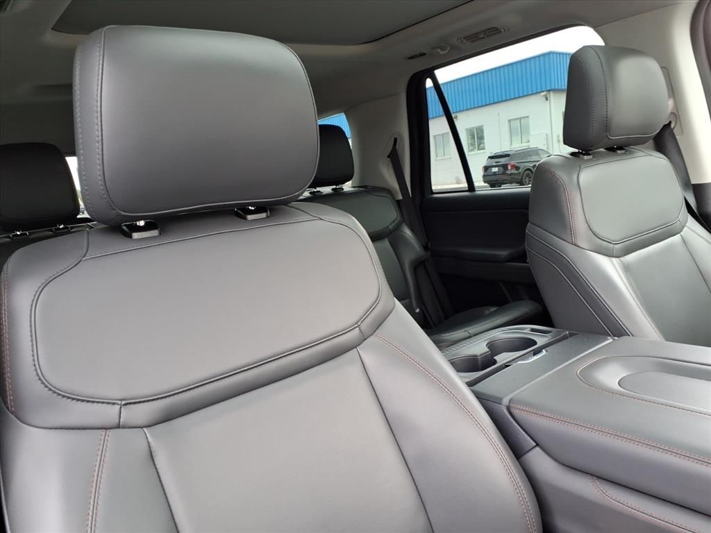 Used 2025 Ford Expedition ACTIV - photo 22