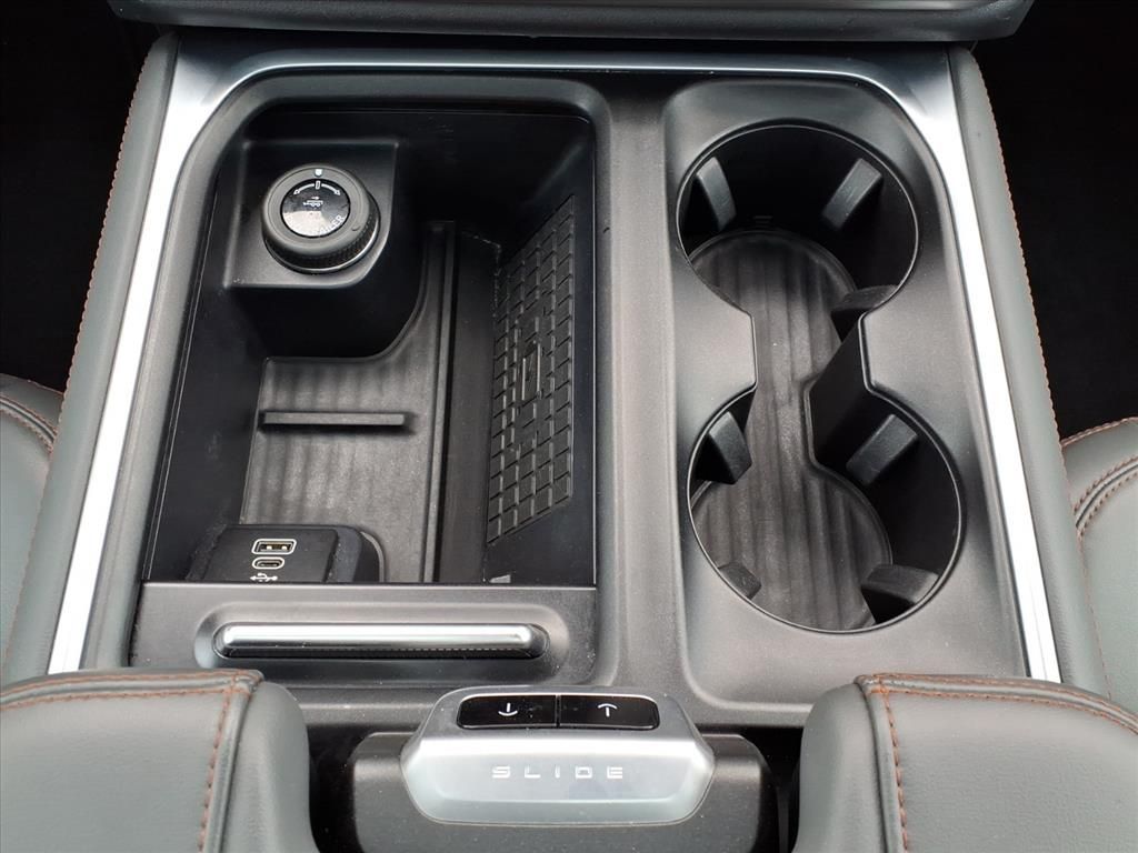 Used 2025 Ford Expedition ACTIV - photo 27