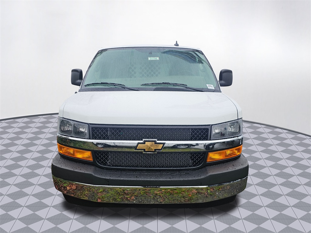New 2025 Chevrolet Express 2500 Empty Cargo Van - photo 3