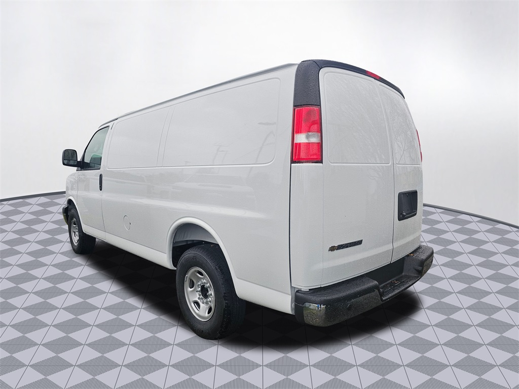 New 2025 Chevrolet Express 2500 Empty Cargo Van - photo 6
