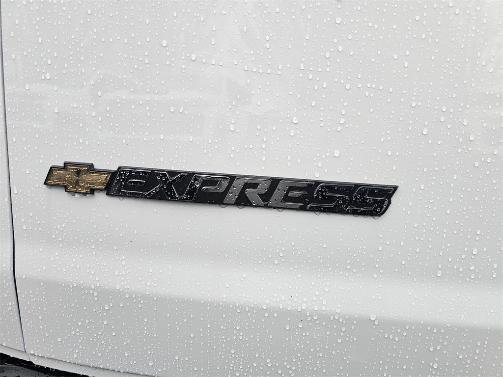 New 2025 Chevrolet Express 2500 Empty Cargo Van - photo 19