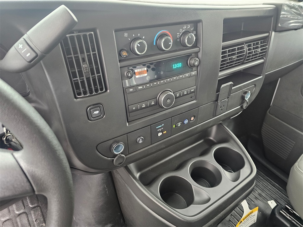 New 2025 Chevrolet Express 2500 Empty Cargo Van - photo 27
