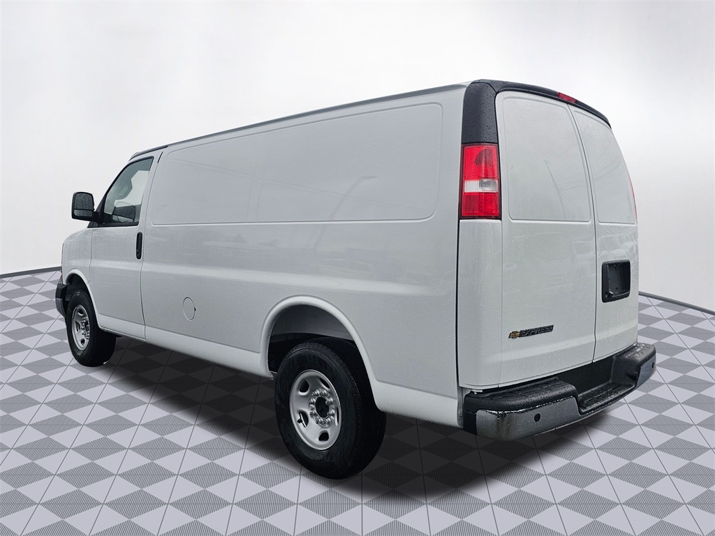 New 2025 Chevrolet Express 2500 Empty Cargo Van - photo 6