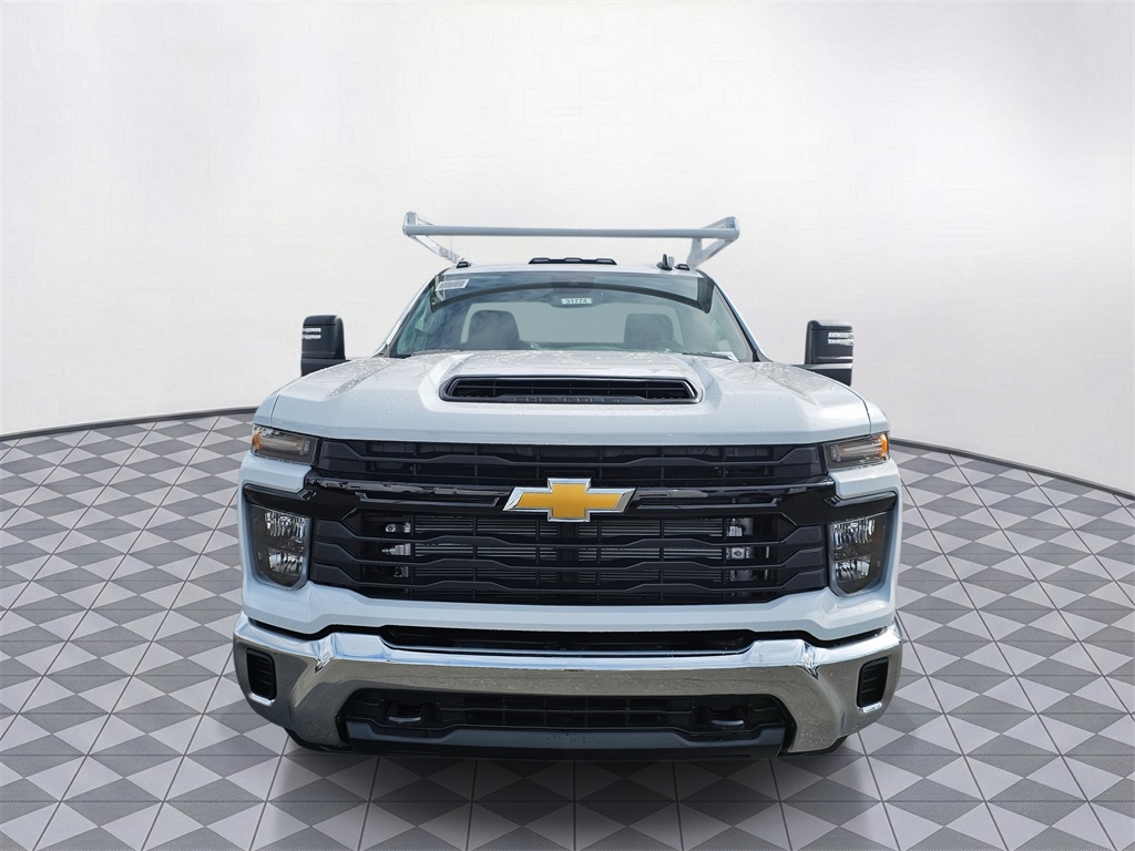 New 2026 Chevrolet Silverado 3500 Regular Cab Cab Chassis - photo 3
