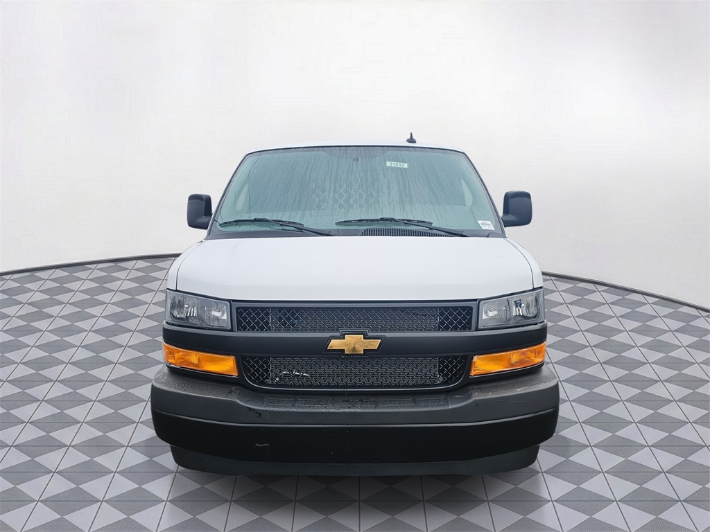 New 2025 Chevrolet Express 2500 - photo 2