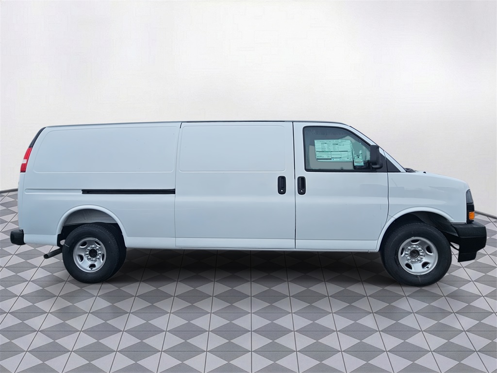 New 2025 Chevrolet Express 2500 Empty Cargo Van - photo 8