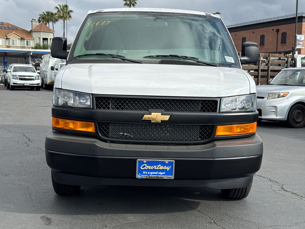 New 2026 Chevrolet Express 2500 Empty Cargo Van - photo 3