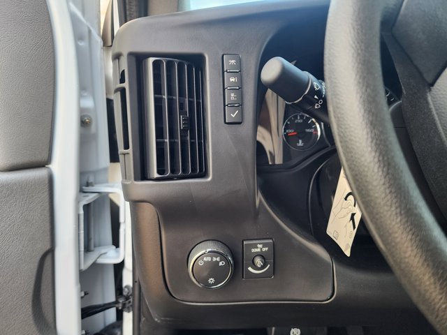 New 2025 Chevrolet Express 2500 Empty Cargo Van - photo 4