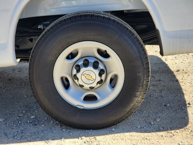 New 2025 Chevrolet Express 2500 Empty Cargo Van - photo 8