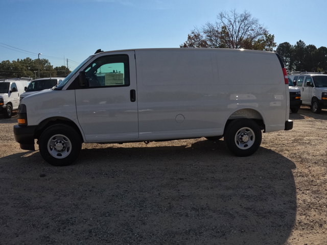 New 2025 Chevrolet Express 2500 - photo 2