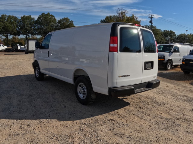 New 2025 Chevrolet Express 2500 Empty Cargo Van - photo 3