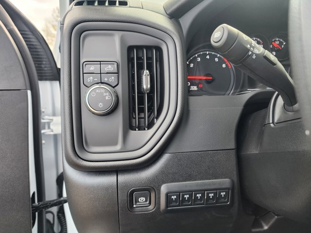 New 2025 Chevrolet Silverado 3500 Regular Cab Cab Chassis - photo 25
