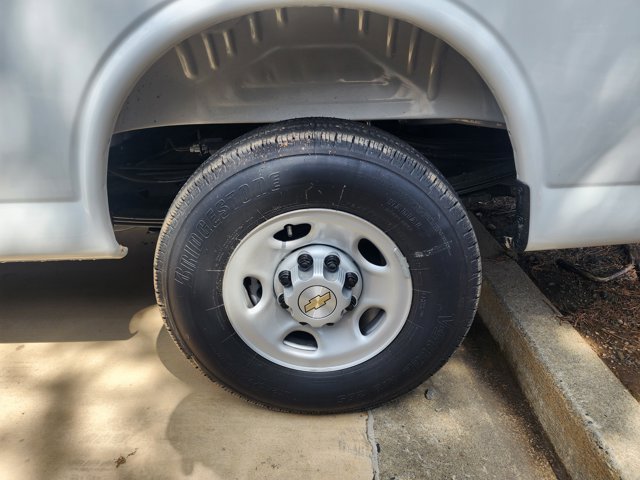 New 2025 Chevrolet Express 2500 Empty Cargo Van - photo 20