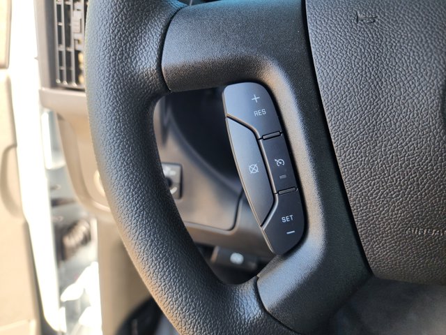 New 2025 Chevrolet Express 2500 Empty Cargo Van - photo 5