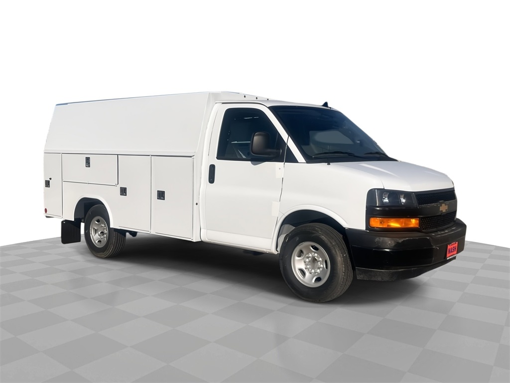 New 2025 Chevrolet Express 3500 Cutaway - photo 23