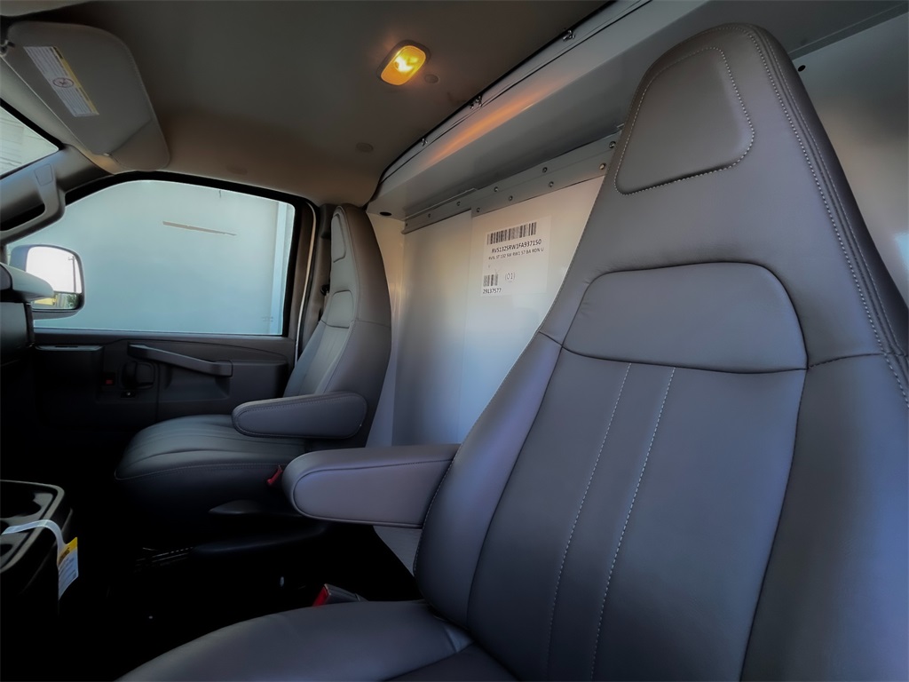 New 2025 Chevrolet Express 3500 Cutaway - photo 41