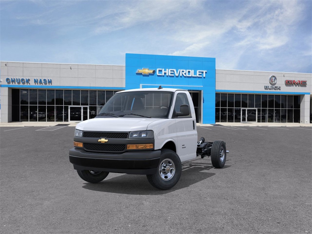 New 2025 Chevrolet Express 3500 Cutaway - photo 8