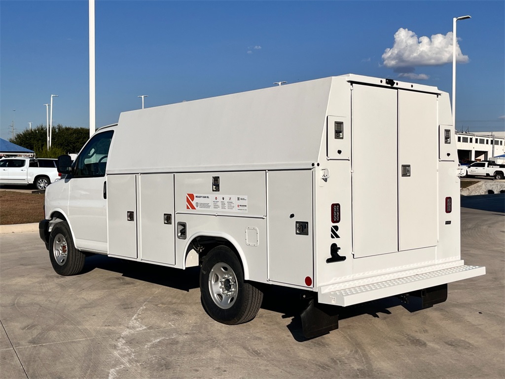 New 2025 Chevrolet Express 3500 Cutaway - photo 30