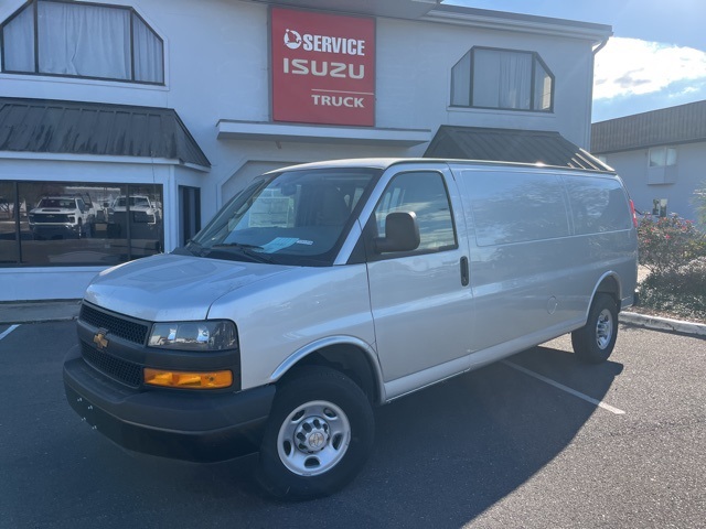 New 2025 Chevrolet Express 2500 - photo 2
