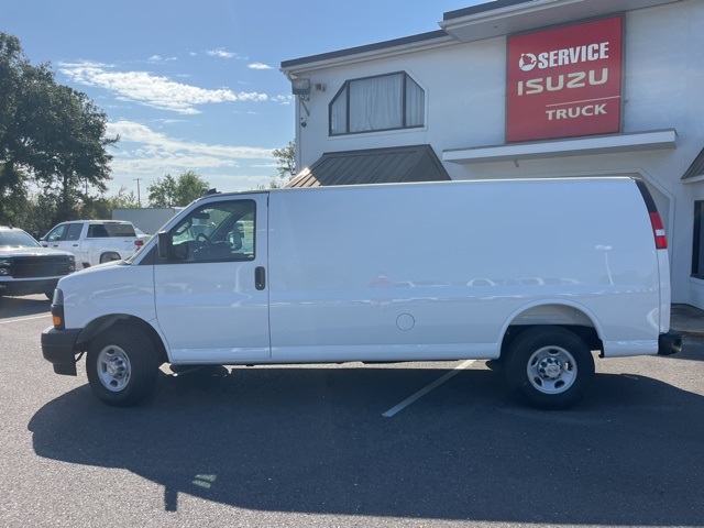 New 2025 Chevrolet Express 2500 Empty Cargo Van - photo 3