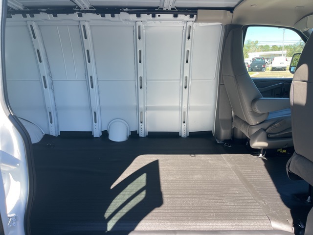 New 2025 Chevrolet Express 2500 Empty Cargo Van - photo 20