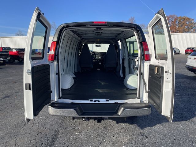 New 2025 Chevrolet Express 3500 Empty Cargo Van - photo 21