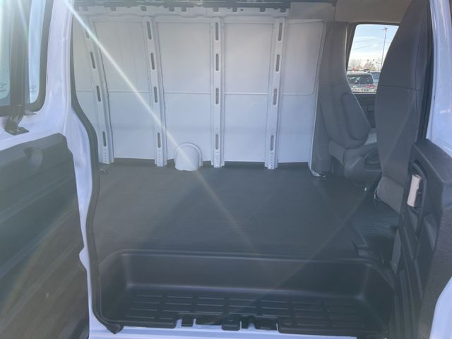 New 2025 Chevrolet Express 3500 Empty Cargo Van - photo 22