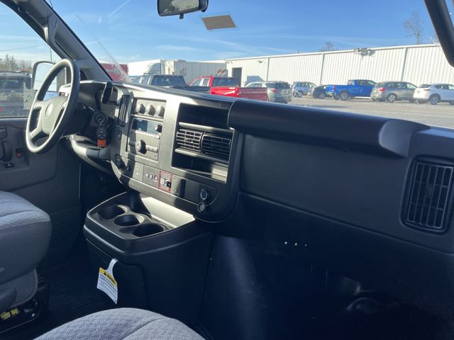 New 2025 Chevrolet Express 3500 Empty Cargo Van - photo 24