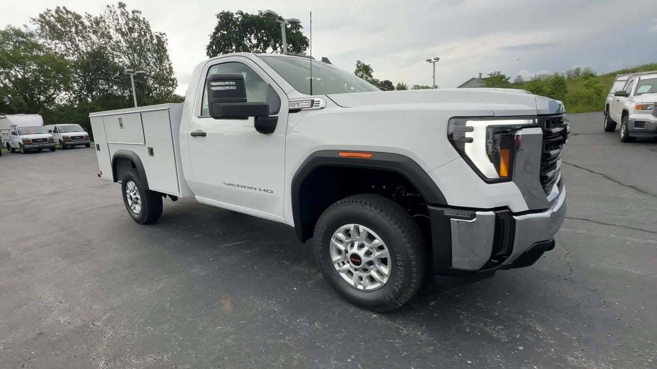 New 2025 GMC Sierra 2500 Regular Cab Cab Chassis - photo 9