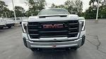 New 2025 GMC Sierra 2500 Regular Cab Cab Chassis thumbnail 9