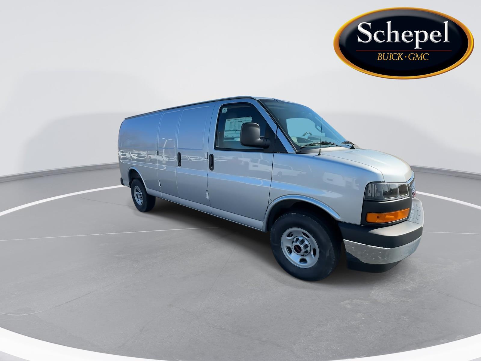 New 2026 GMC Savana 2500 - photo 2