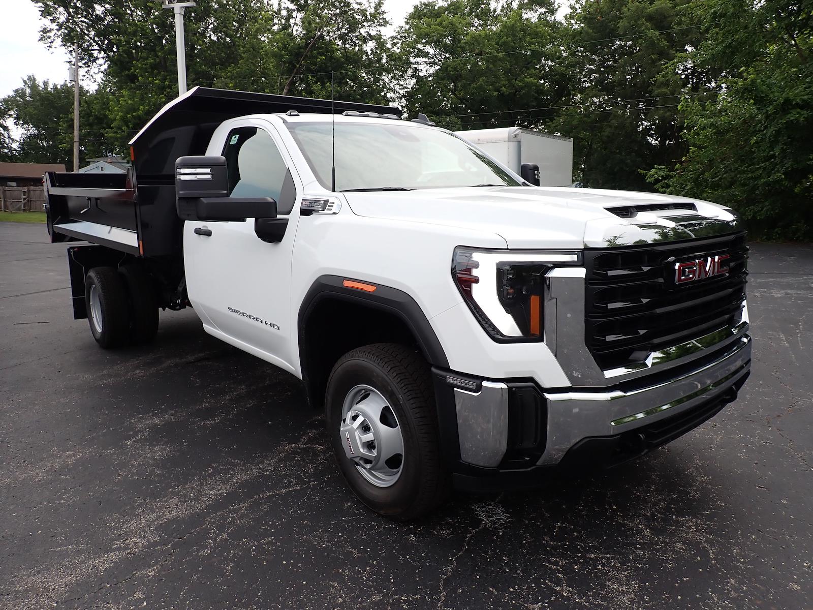 New 2026 GMC Sierra 3500 - photo 2