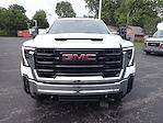 New 2026 GMC Sierra 3500 Regular Cab Cab Chassis thumbnail 2