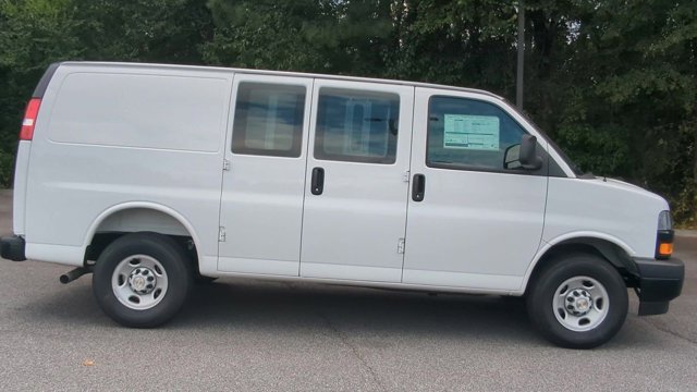 New 2025 Chevrolet Express 2500 Empty Cargo Van - photo 9
